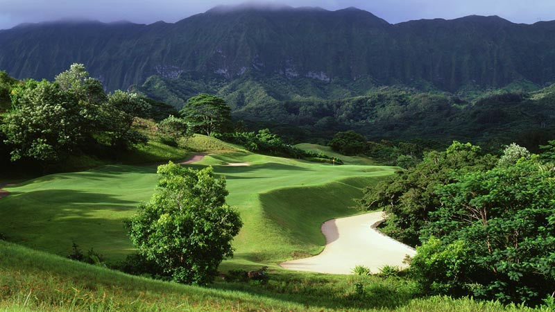 royal hawaiian golf club dress code This Bold Royal Hawaiian Golf Club Wedding Blended Two Cultures Together